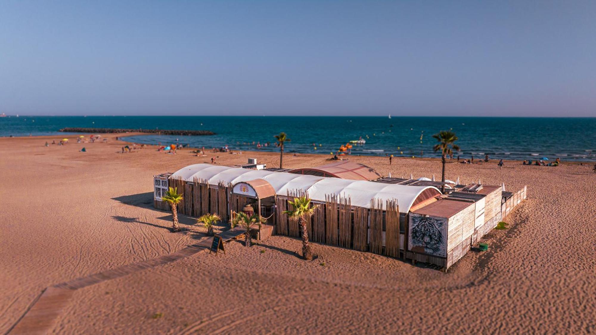 Hotel Pirates World Agde Exterior photo