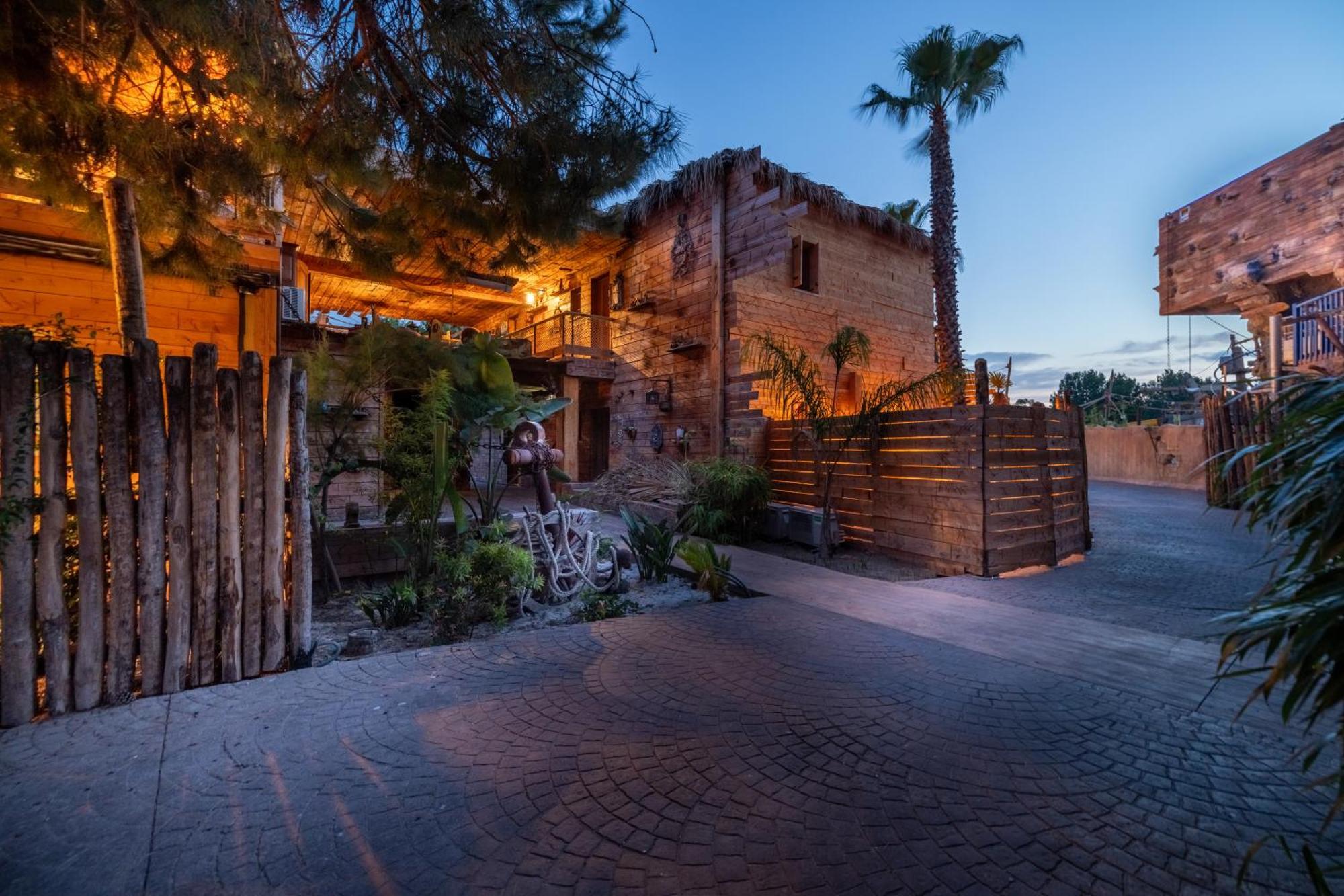 Hotel Pirates World Agde Exterior photo
